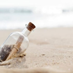 Flaschenpost am Strand; Traumreise selbst gestalten