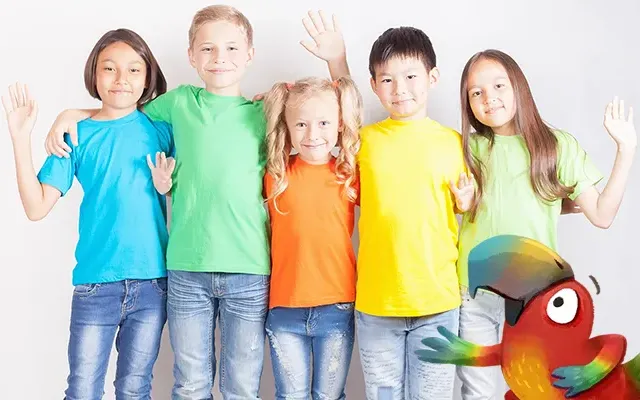 winkende Kinder